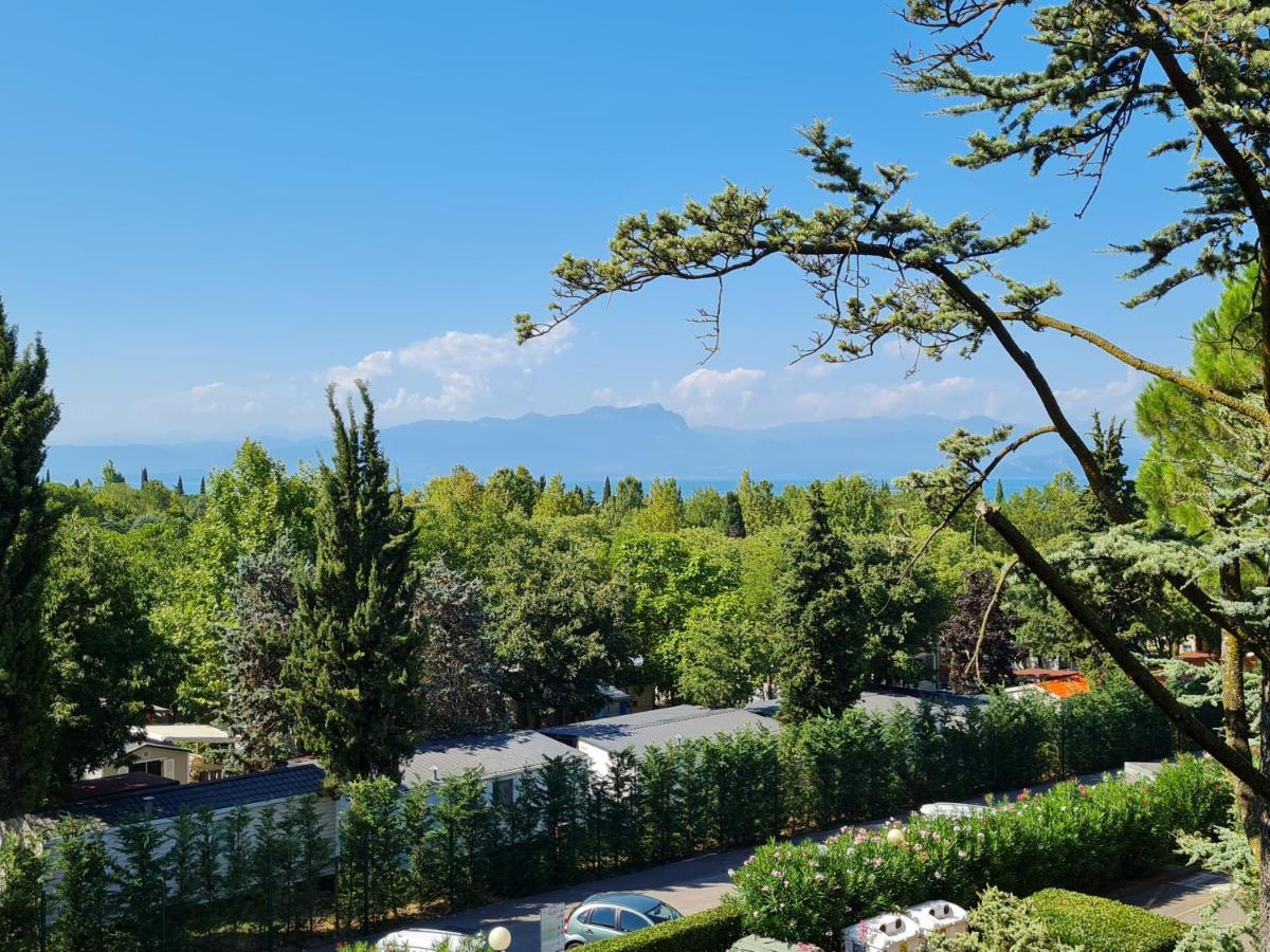 Easy Apartments Peschiera Peschiera del Garda Exterior photo
