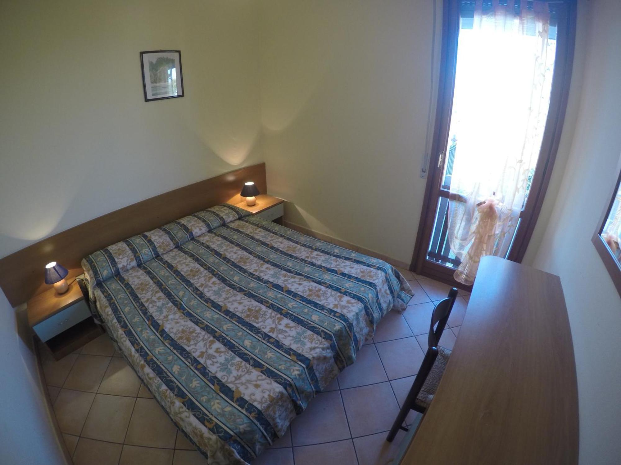 Easy Apartments Peschiera Peschiera del Garda Exterior photo